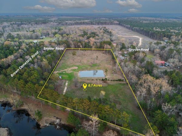 000 Brown Cemetery Road , Pine Bluff, AR 71603