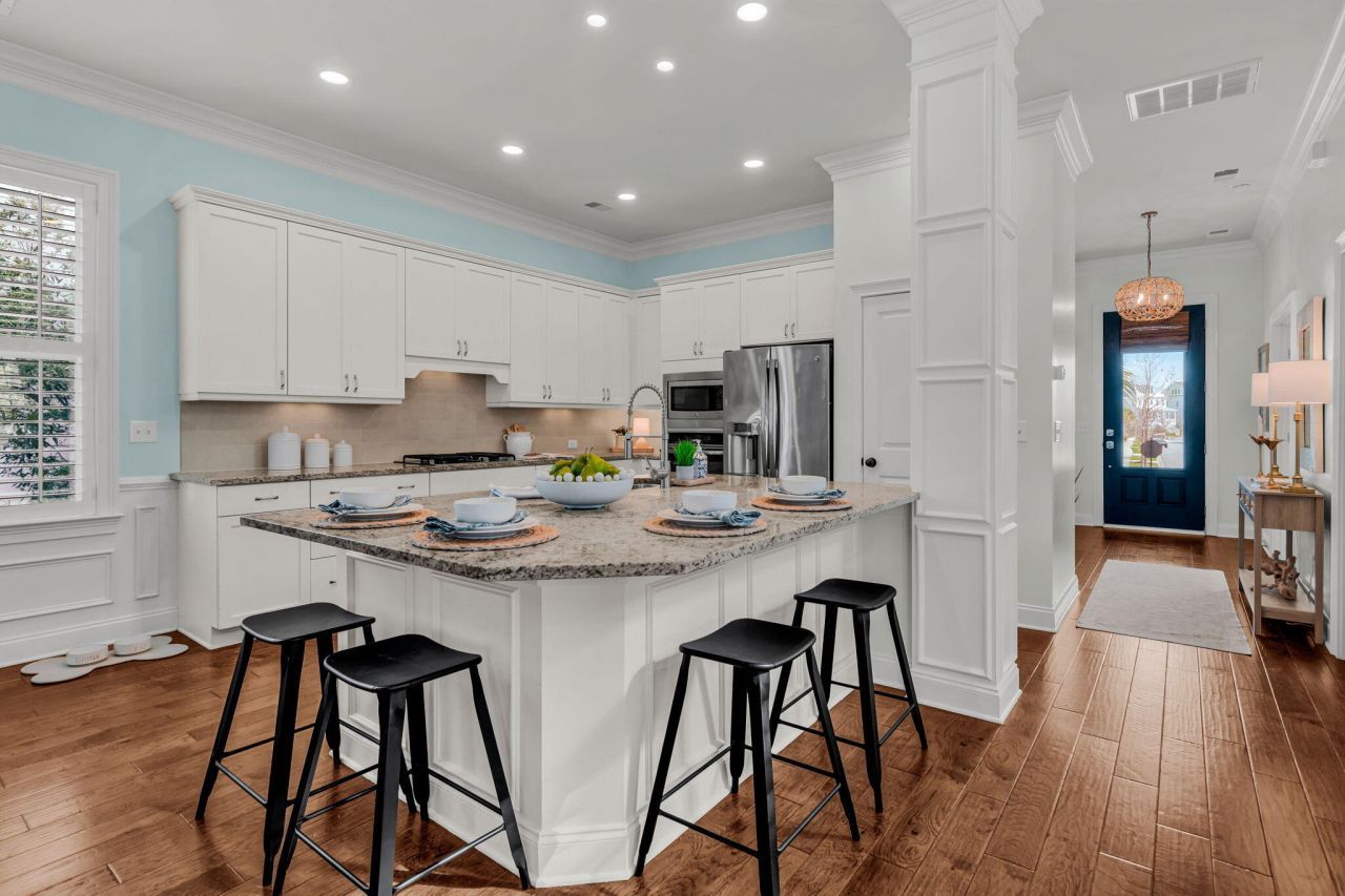 1876 Village Crossing Drive Photo 12