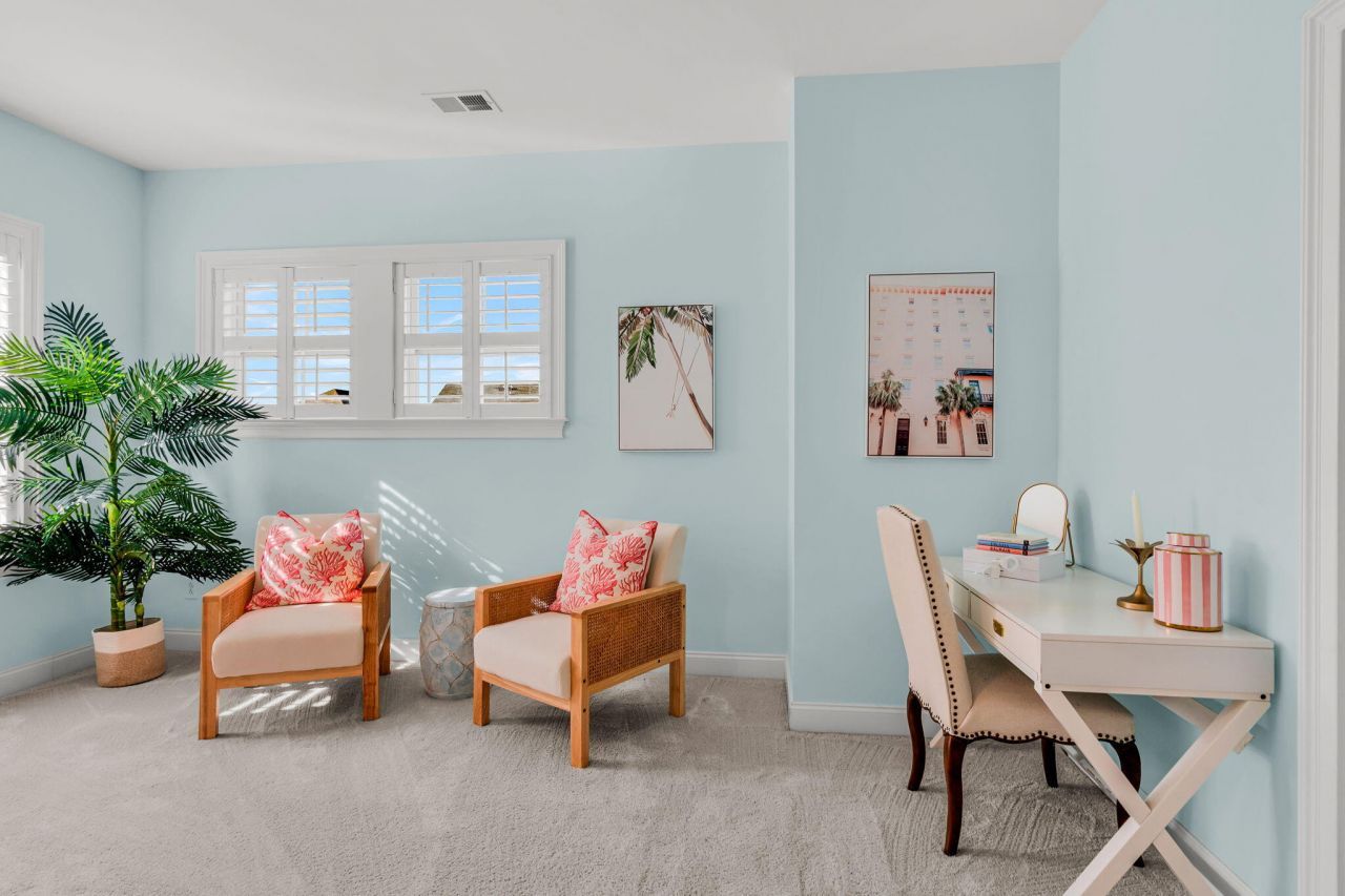 1876 Village Crossing Drive Photo 32