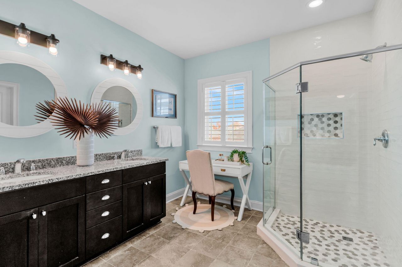 1876 Village Crossing Drive Photo 33