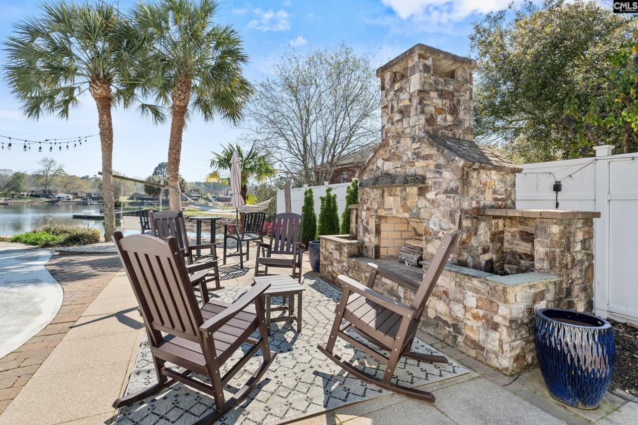 120 Blackburn Road W Photo 14