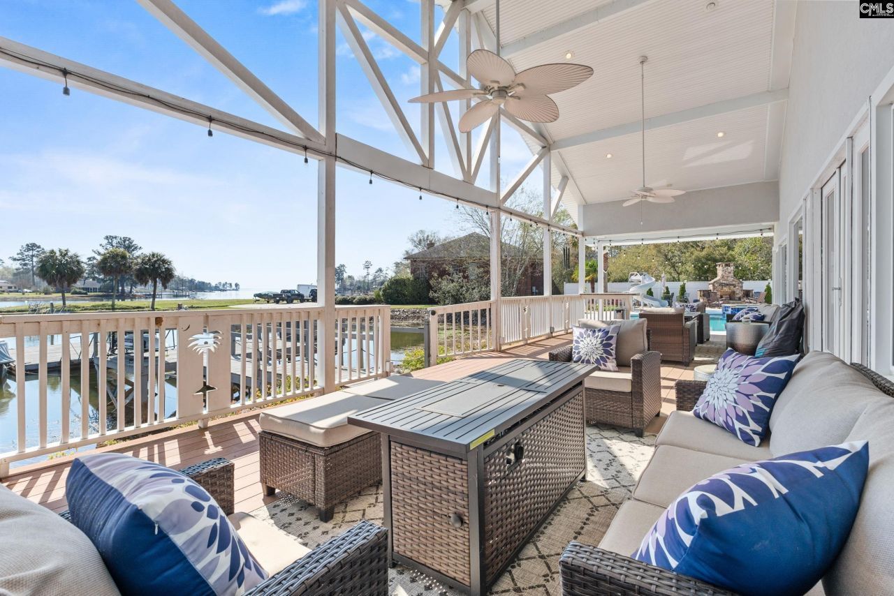 120 Blackburn Road W Photo 16