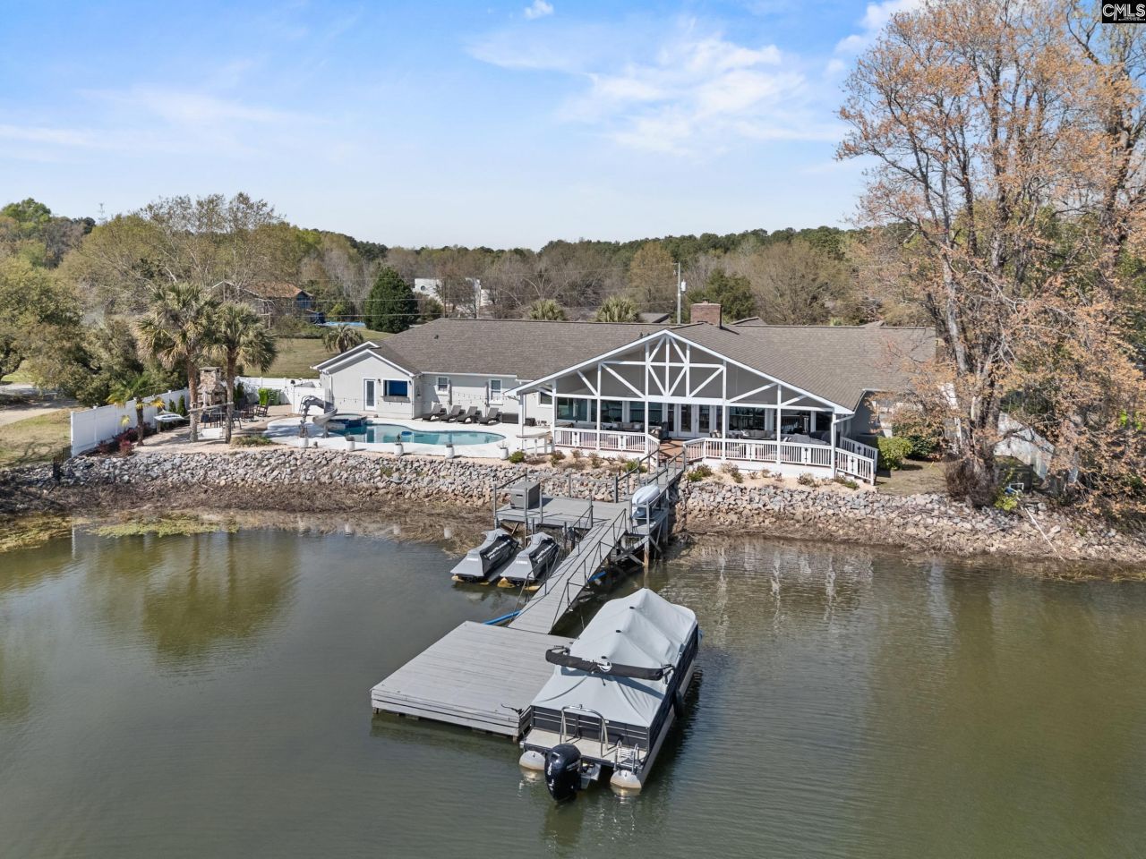 120 Blackburn Road W Photo 60