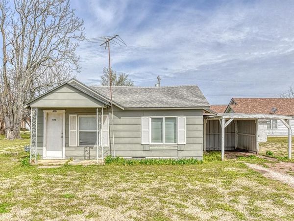 610 Loy Street, Meeker, OK 74855