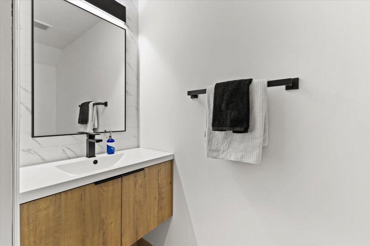 704 SW 2nd Avenue, Pompano Beach, FL 33060 Photo