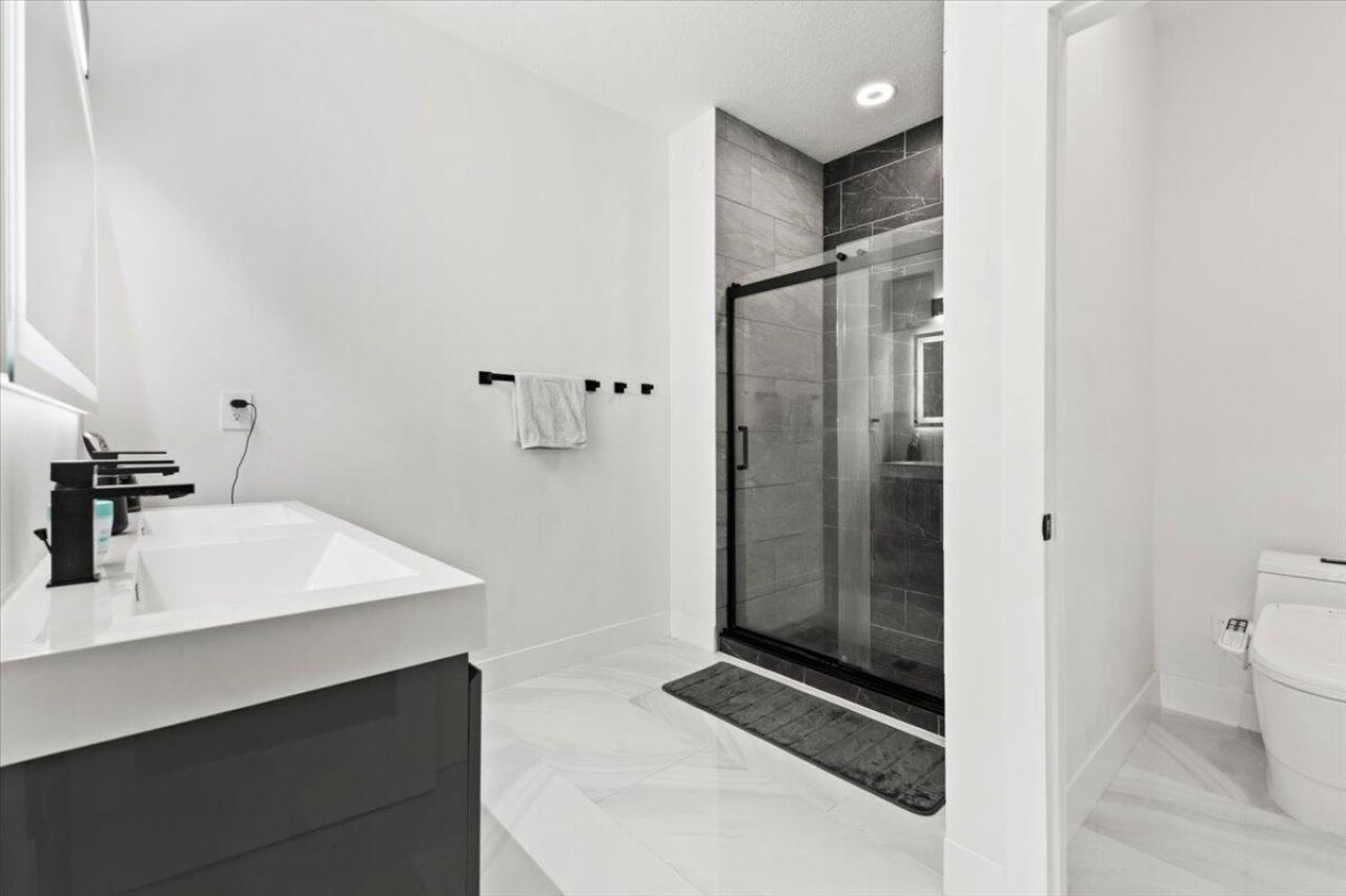 704 SW 2nd Avenue, Pompano Beach, FL 33060 Photo