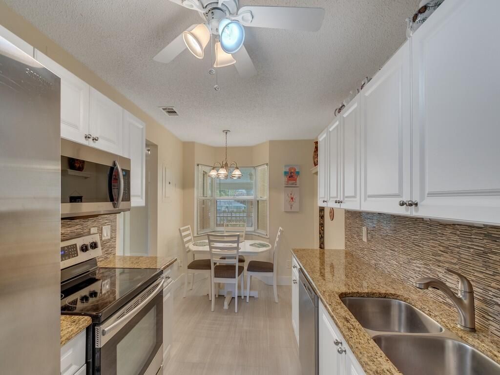 373 N Grove Isle Circle, Unit 373, Vero Beach, FL 32962 Photo