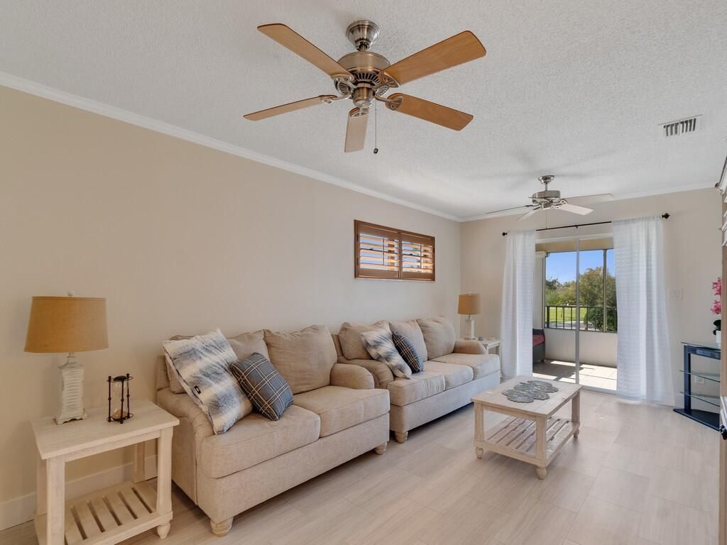 373 N Grove Isle Circle, Unit 373, Vero Beach, FL 32962 Photo