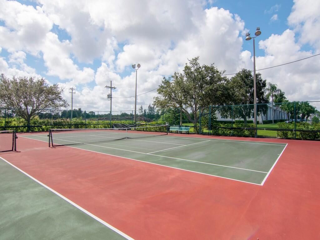 373 N Grove Isle Circle, Unit 373, Vero Beach, FL 32962 Photo