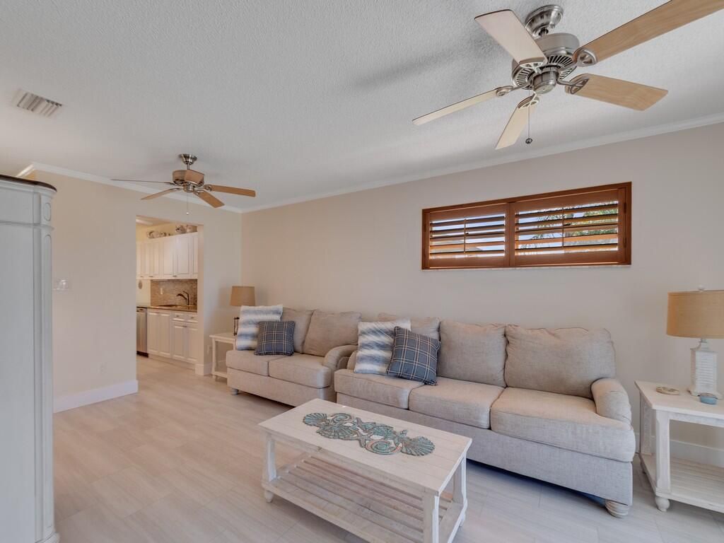 373 N Grove Isle Circle, Unit 373, Vero Beach, FL 32962 Photo