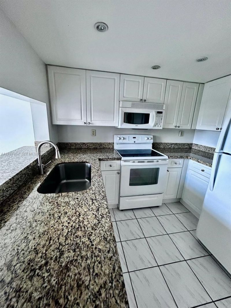 11750 SW 18th St , Unit 501-1, Miami, FL 33175 Photo