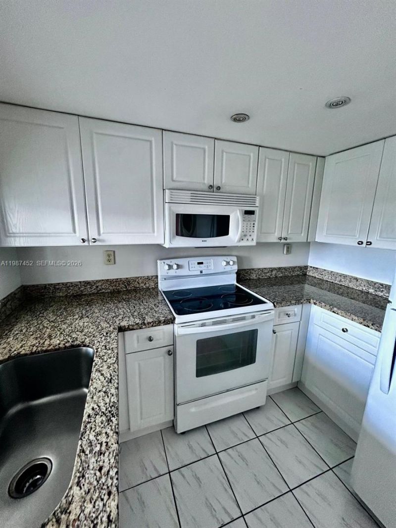 11750 SW 18th St , Unit 501-1, Miami, FL 33175 Photo