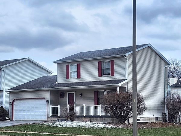 1615 Fairfield Drive , Normal, IL 61761