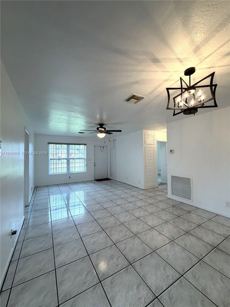 4910 NW 15th Ct, Lauderhill, FL 33313 Photo