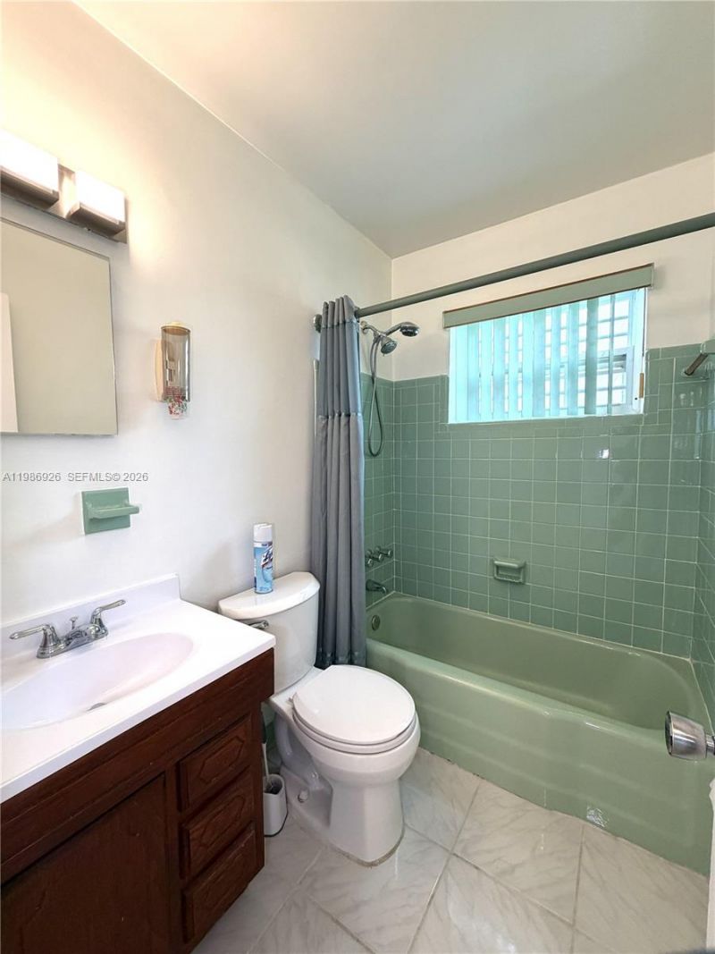 4910 NW 15th Ct, Lauderhill, FL 33313 Photo