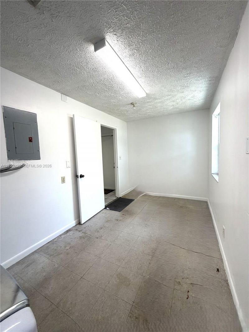 4910 NW 15th Ct, Lauderhill, FL 33313 Photo
