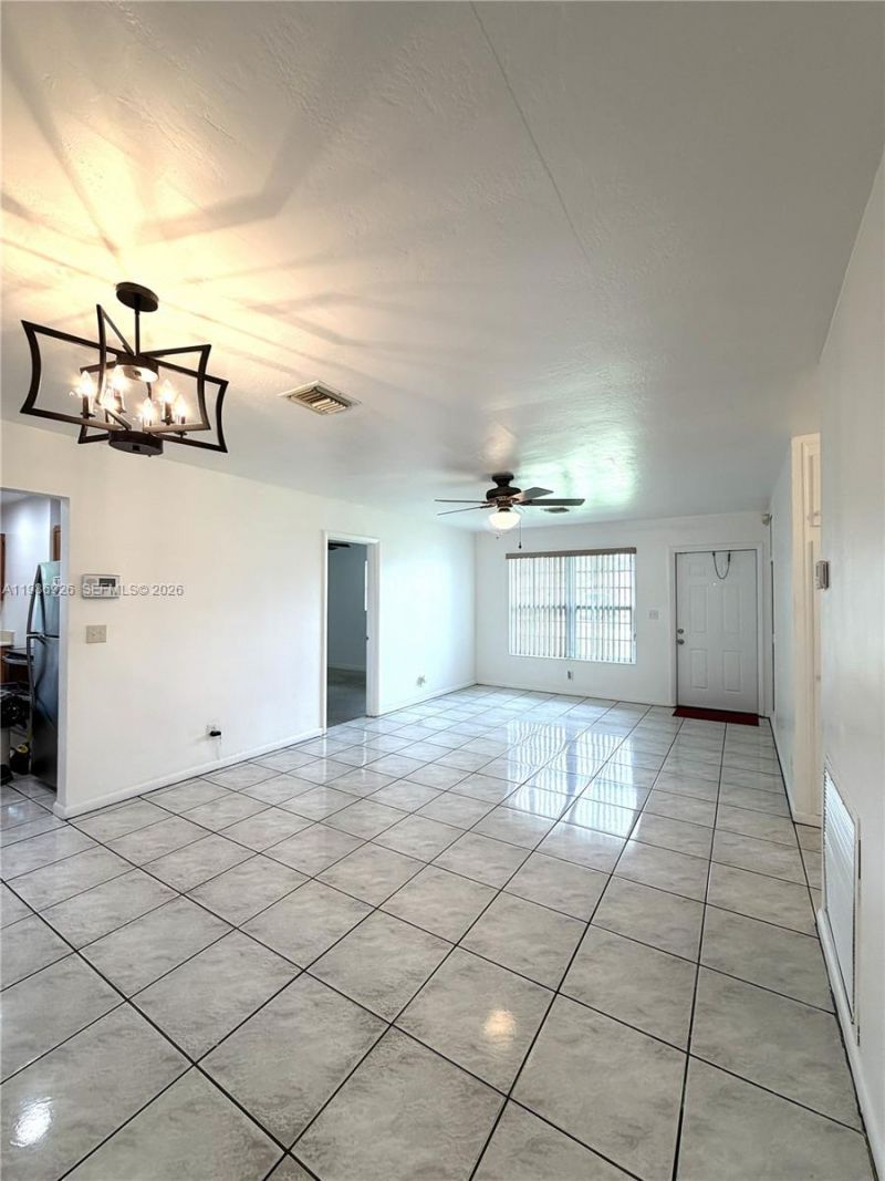 4910 NW 15th Ct, Lauderhill, FL 33313 Photo