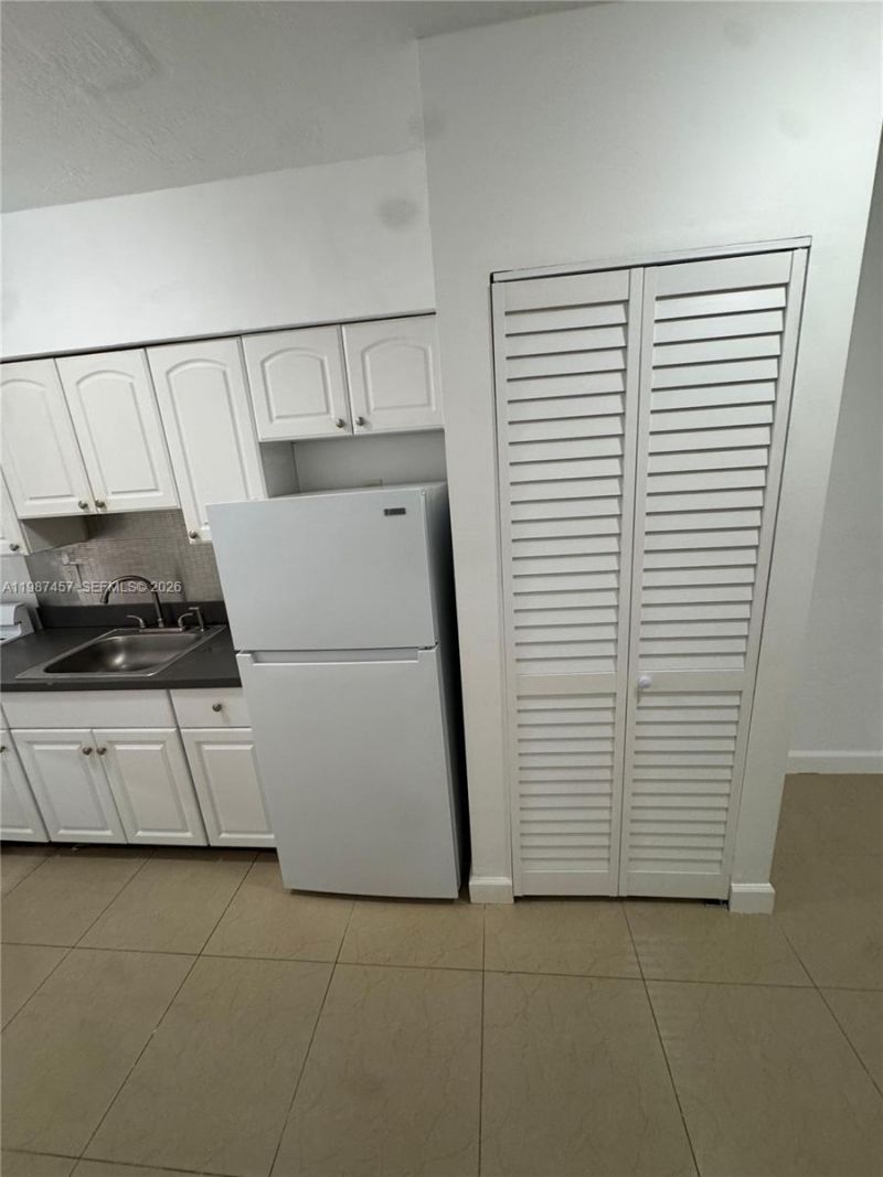 1611 West Ave, Unit 6, Miami Beach, FL 33139 Photo