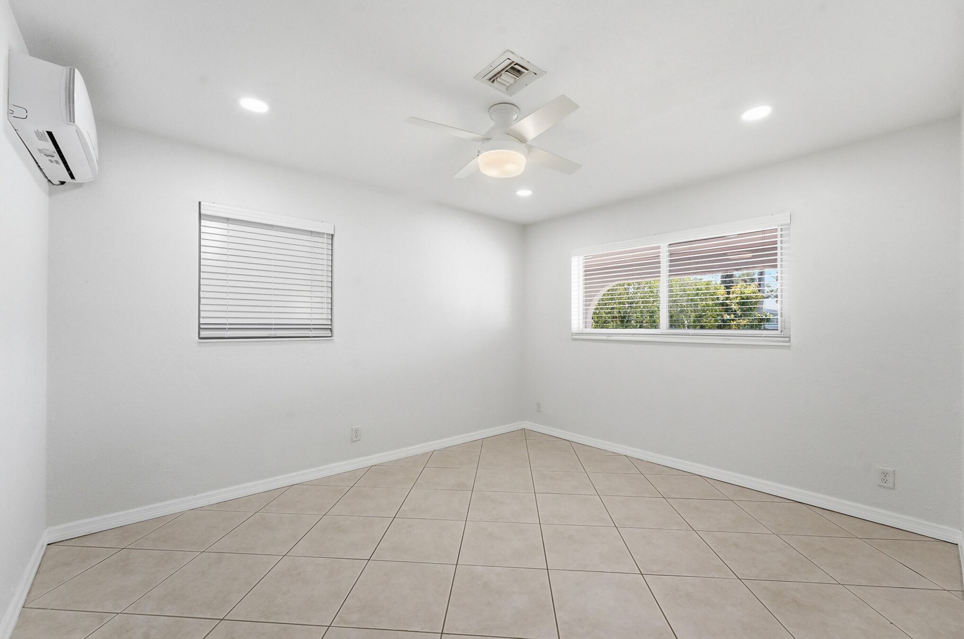 1641 NE 56th Court, Fort Lauderdale, FL 33334 Photo
