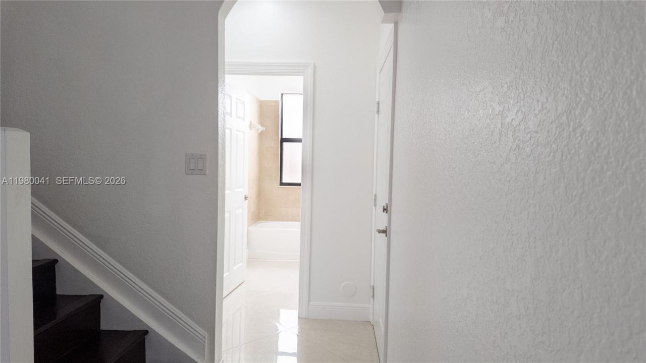 3530 W 88th St , Unit 3530, Hialeah, FL 33018 Photo