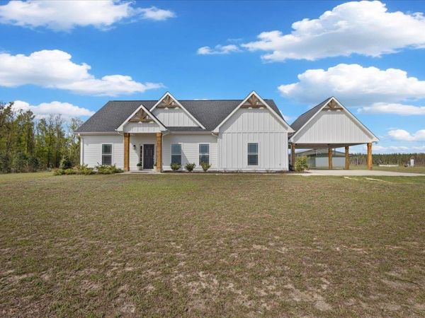 371 NE Catnip Way , Lee, FL 32059