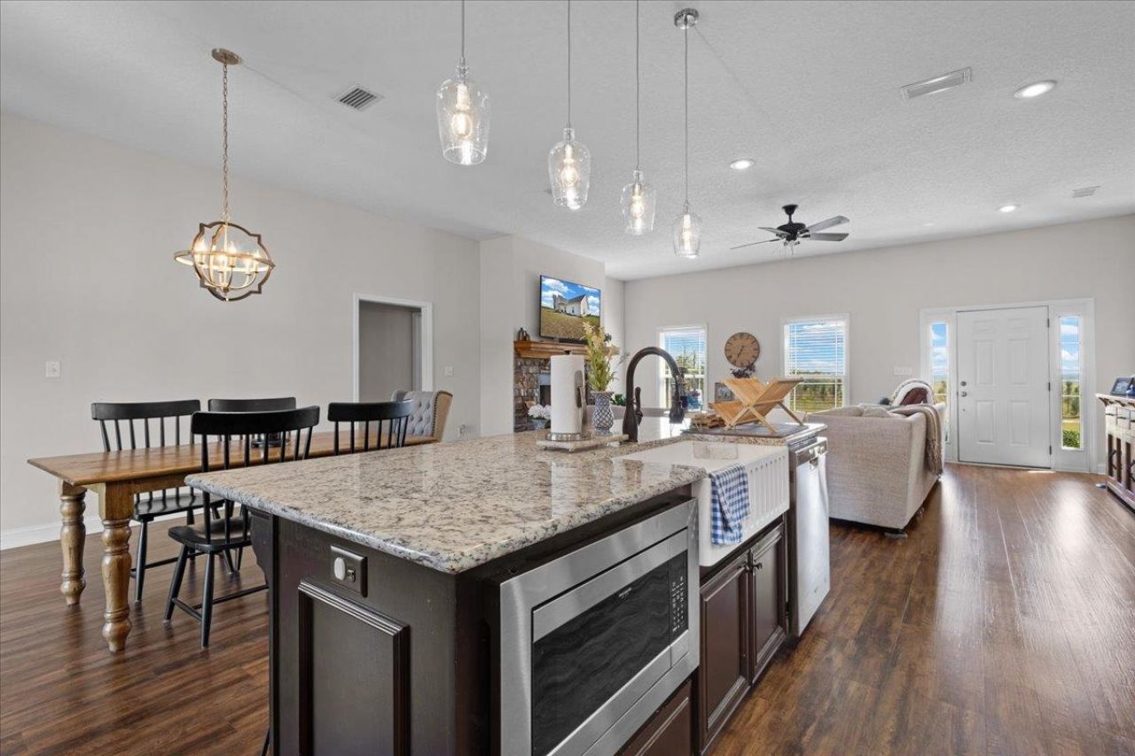 371 NE Catnip Way , Lee, FL 32059 Photo