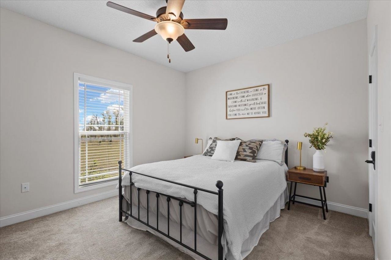 371 NE Catnip Way , Lee, FL 32059 Photo