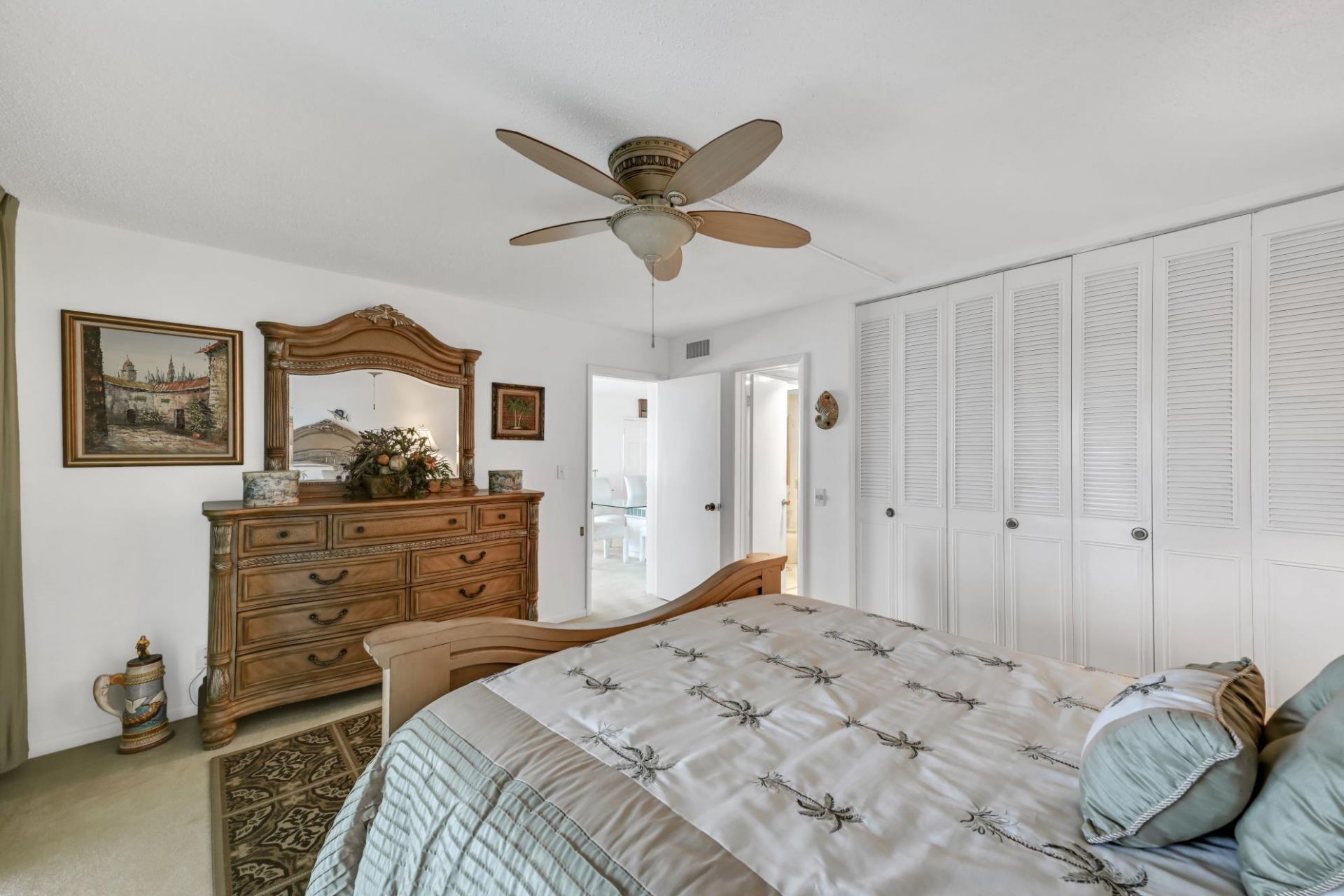 907 Marina Drive, Unit 401, North Palm Beach, FL 33408 Photo