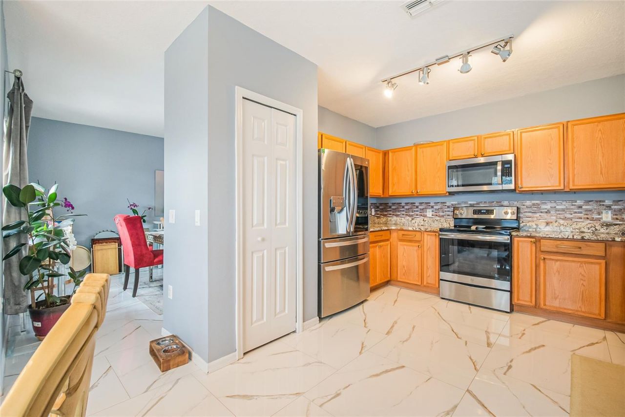 554 Bristol Circle , Kissimmee, FL 34758 Photo