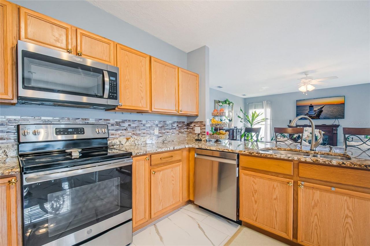 554 Bristol Circle , Kissimmee, FL 34758 Photo