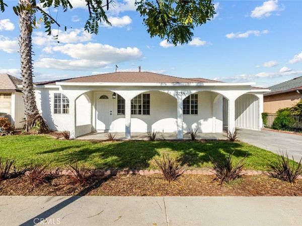 22709 Ravenna, Carson, CA 90745