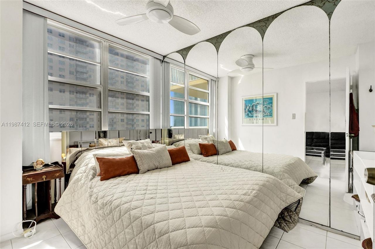 251 174th St, Unit 614, Sunny Isles Beach, FL 33160 Photo