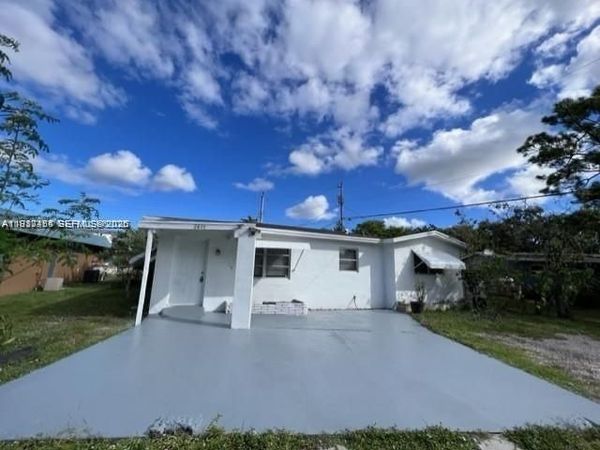 2601 SW 5th St , Fort Lauderdale, FL 33312