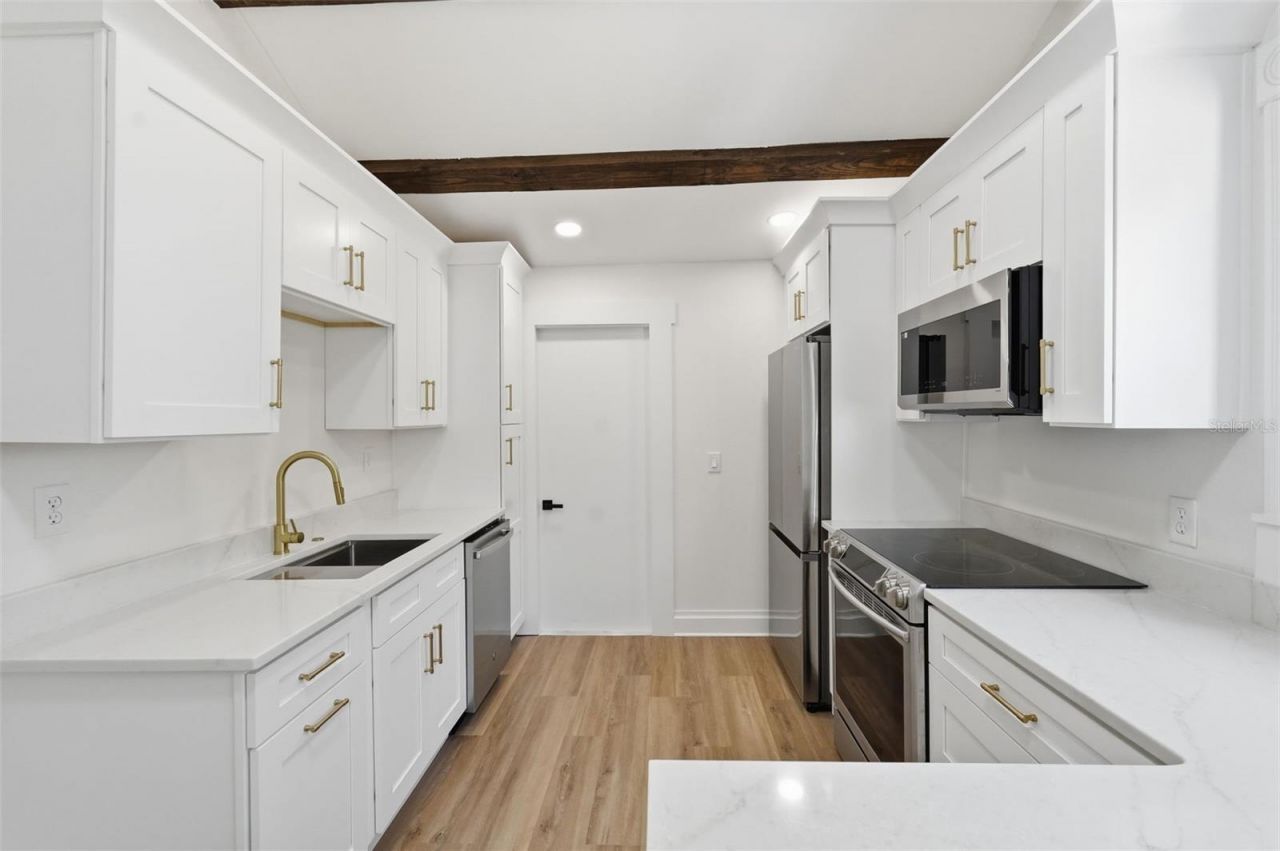 10012 N 10th Street , Tampa, FL 33612 Photo