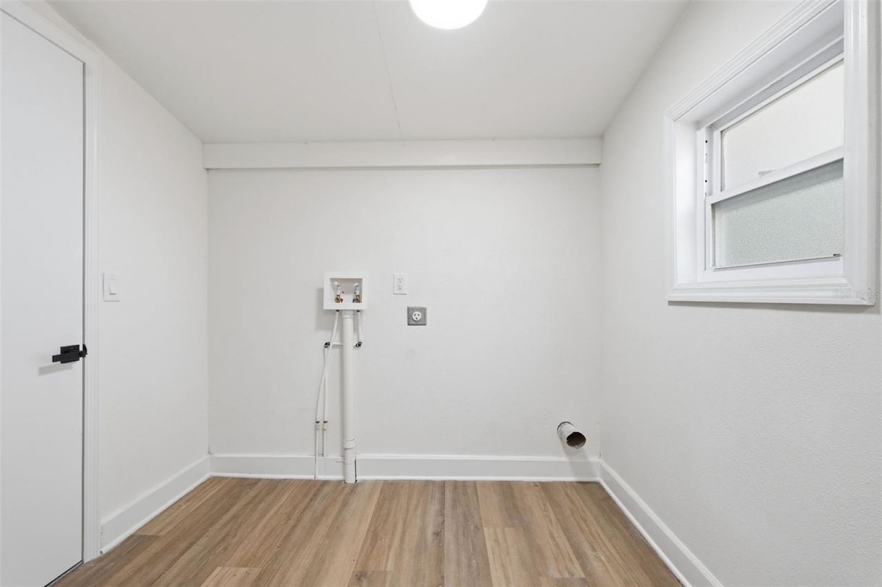 10012 N 10th Street , Tampa, FL 33612 Photo