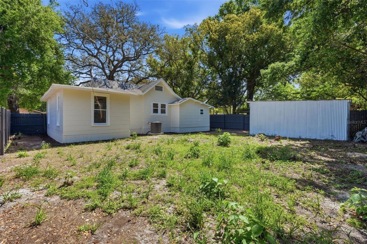 10012 N 10th Street , Tampa, FL 33612 Photo