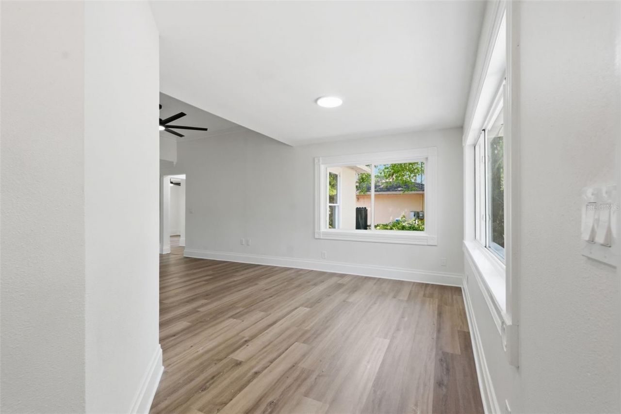 10012 N 10th Street , Tampa, FL 33612 Photo