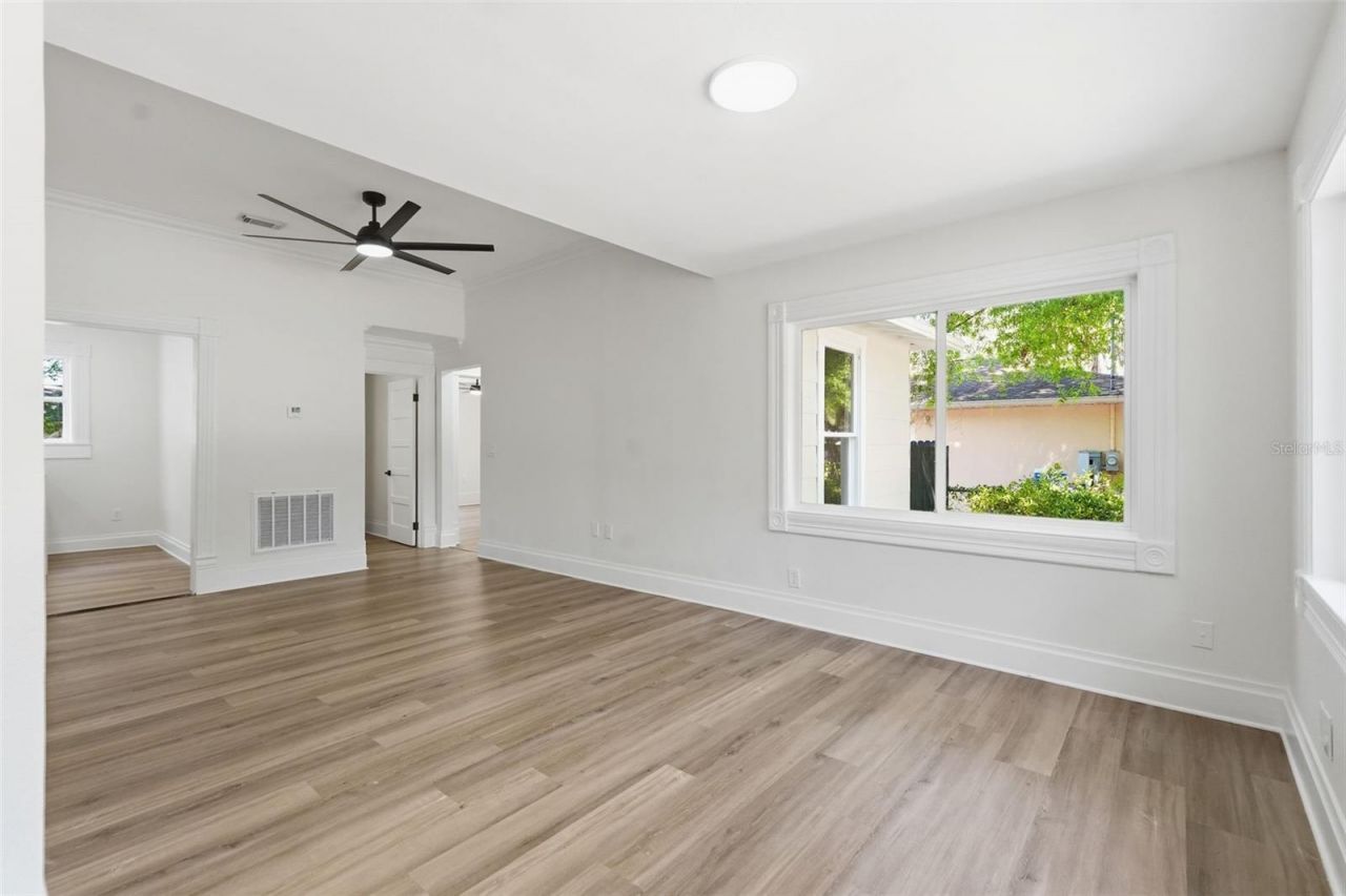 10012 N 10th Street , Tampa, FL 33612 Photo