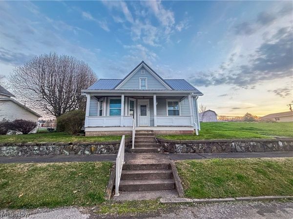 208 Stealey Street, Middlebourne, WV 26149