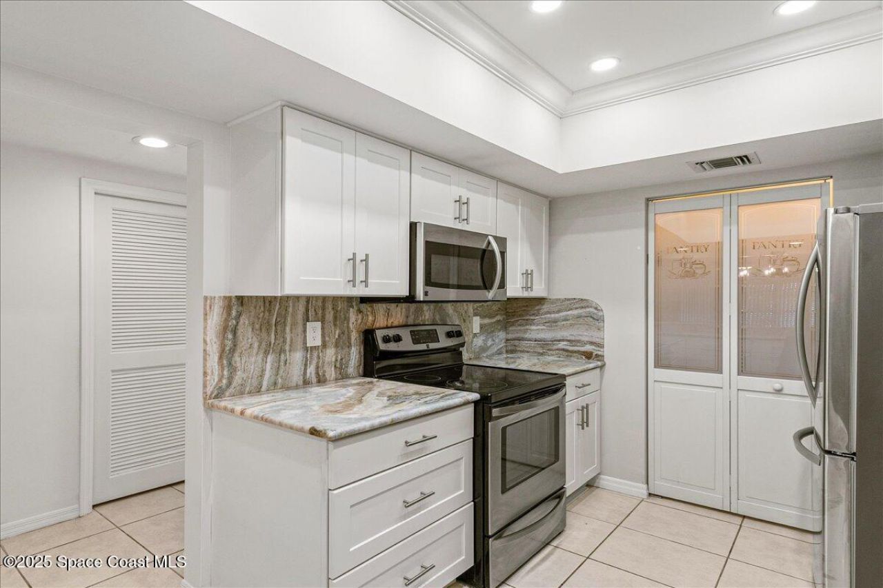 6165 S Mirror Lake Drive , Unit 103, Sebastian, FL 32958 Photo