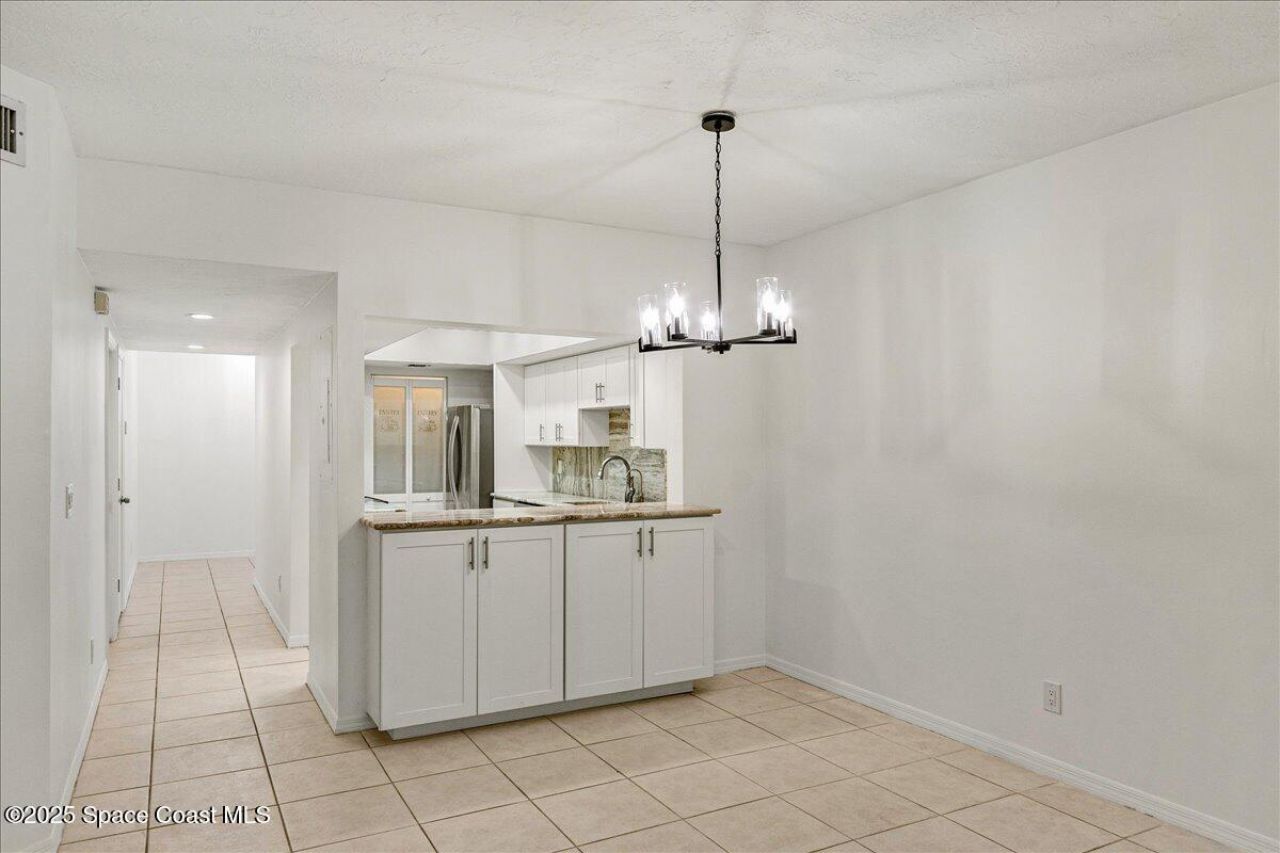 6165 S Mirror Lake Drive , Unit 103, Sebastian, FL 32958 Photo