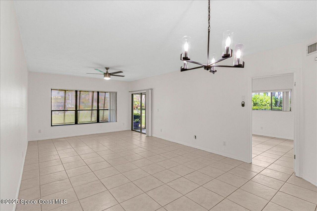 6165 S Mirror Lake Drive , Unit 103, Sebastian, FL 32958 Photo