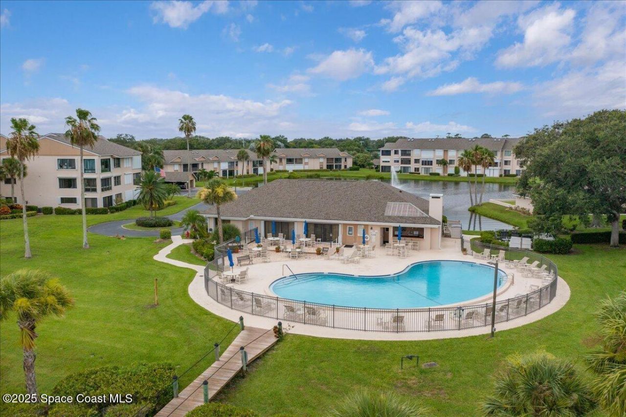 6165 S Mirror Lake Drive , Unit 103, Sebastian, FL 32958 Photo