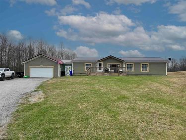 132 Douglas Way, Belington, WV 26250