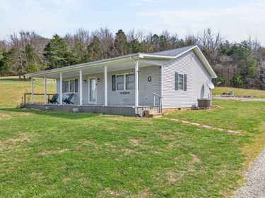 901 Sugar Valley Road, Albany, KY 42602