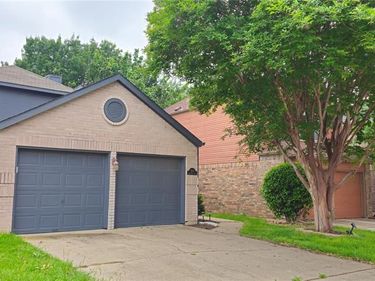 2956 S Bend Drive, Dallas, TX 75229