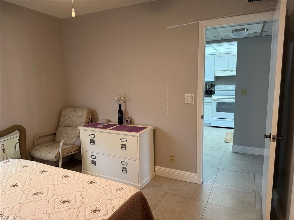 1085 Forest Lakes Dr, Unit 8106, Naples, FL 34105 Photo