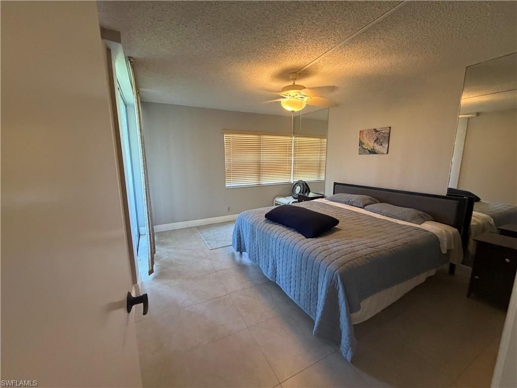 1085 Forest Lakes Dr, Unit 8106, Naples, FL 34105 Photo