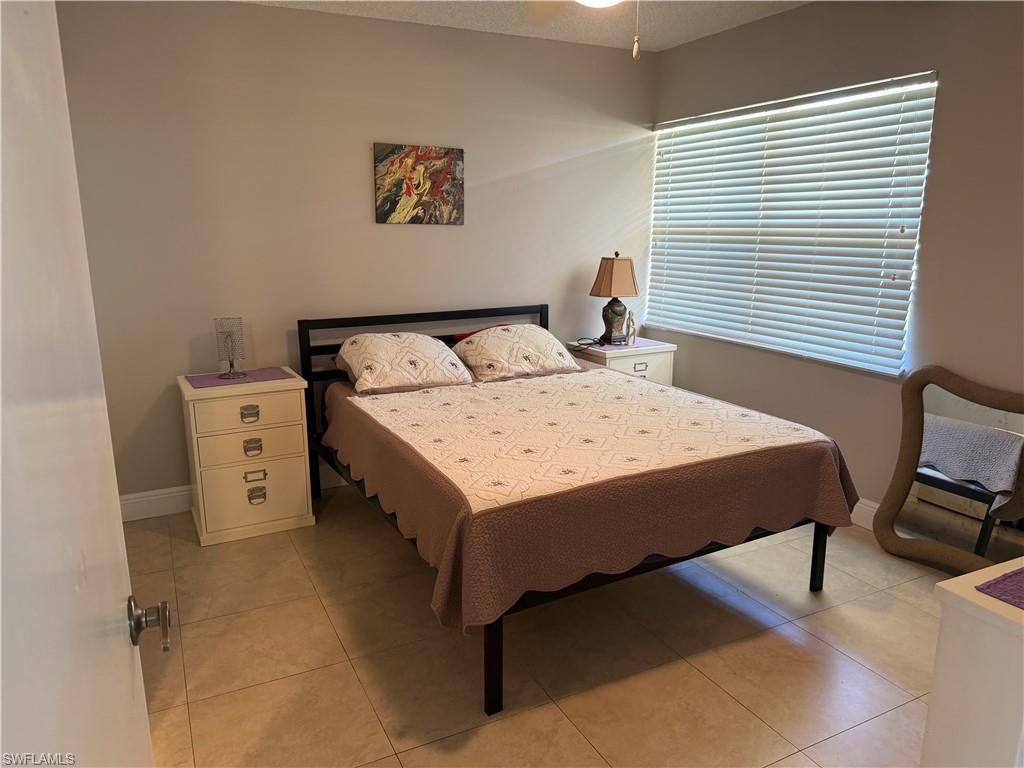 1085 Forest Lakes Dr, Unit 8106, Naples, FL 34105 Photo
