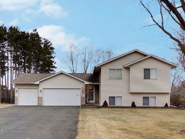 31357 Gable Avenue, Stacy, MN 55079